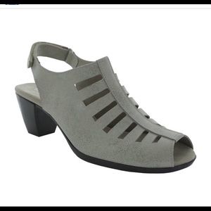Grey Munro Abby Sandals 6.5